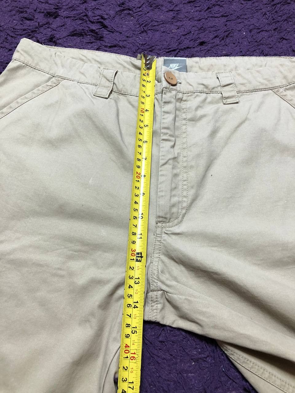 Nike streetwear beige denim shorts Vintage Y2K logo NIKE Size US 34 / EU 50 - 14 Thumbnail