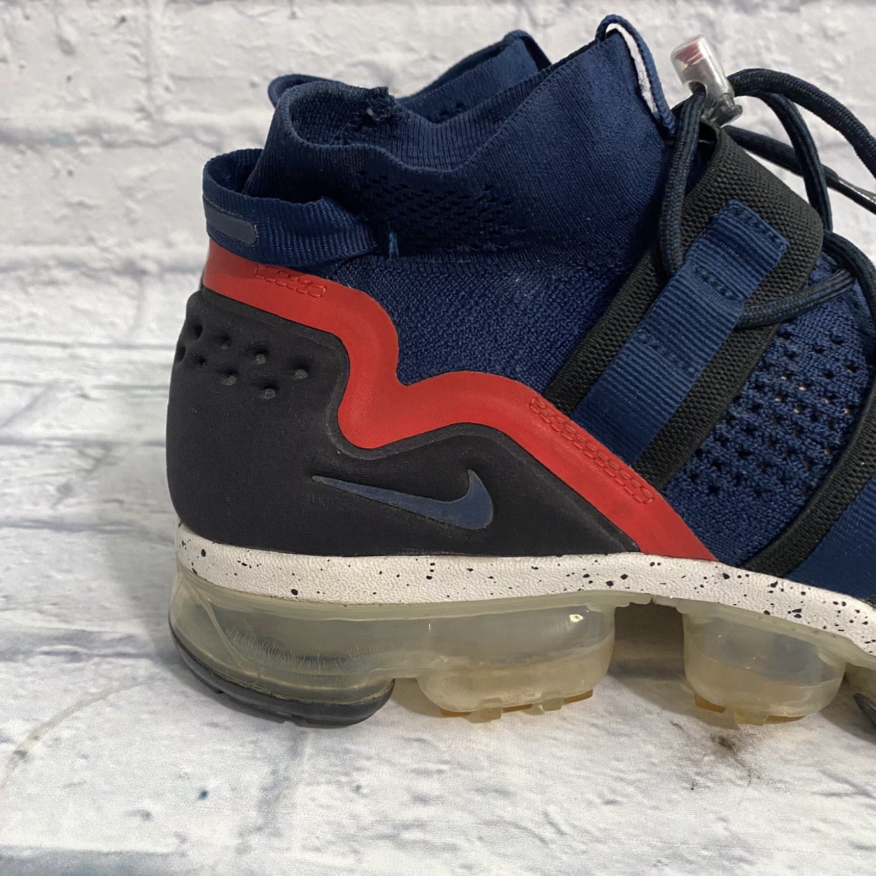 Nike Nike Air VaporMax Flyknit Utility Mens Size 9 College Navy White Red Sneaker Size US 8 / EU 41 - 3 Thumbnail