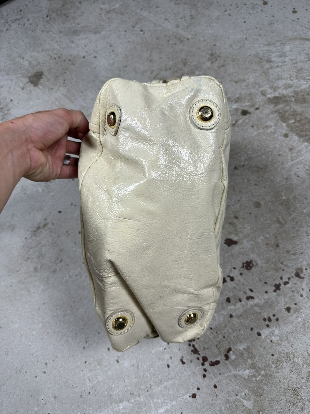 Marc Jacobs × Marc by Marc Jacobs Marc by Marc Jacobs Cream Tote Bag Cow Leather Vintage Gold Size ONE SIZE - 4 Thumbnail