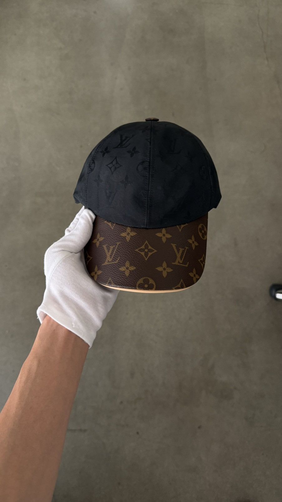 Louis Vuitton Louis Vuitton Polyester Silk Monogram LV Get Ready Cap Size ONE SIZE - 1 Thumbnail