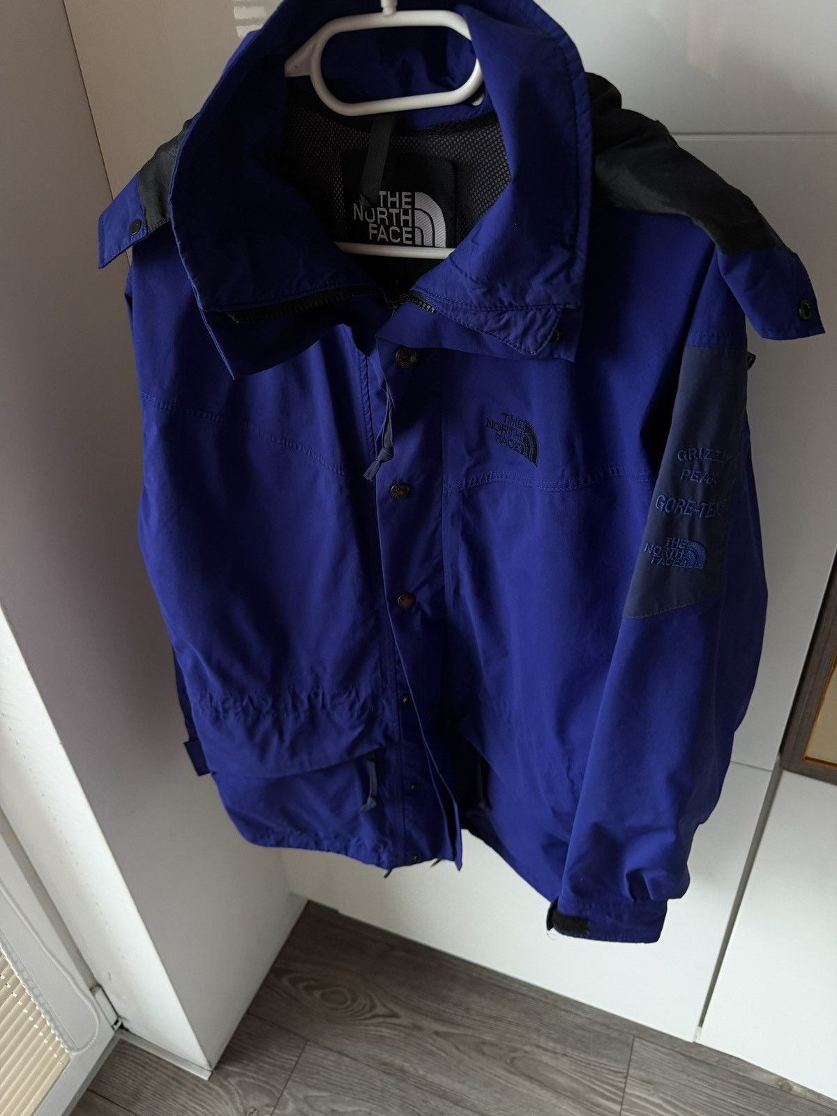 The North Face Vintage The North Face TNF GoreTex GTX Summit Series Vintage Size US S / EU 44-46 / 1 - 5 Thumbnail