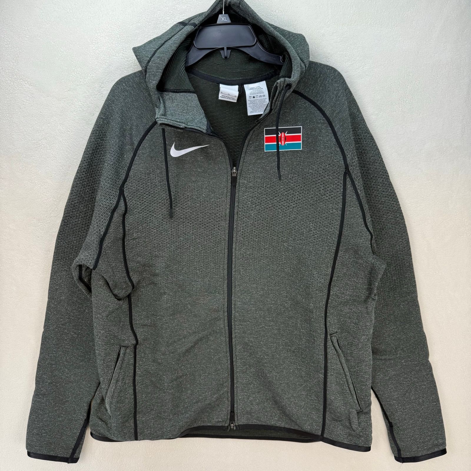 Nike NIKE X KENYA MEN'S LARGE PRO ELITE WOVEN JACKET HOODIE Size US L / EU 52-54 / 3 - 1 Thumbnail
