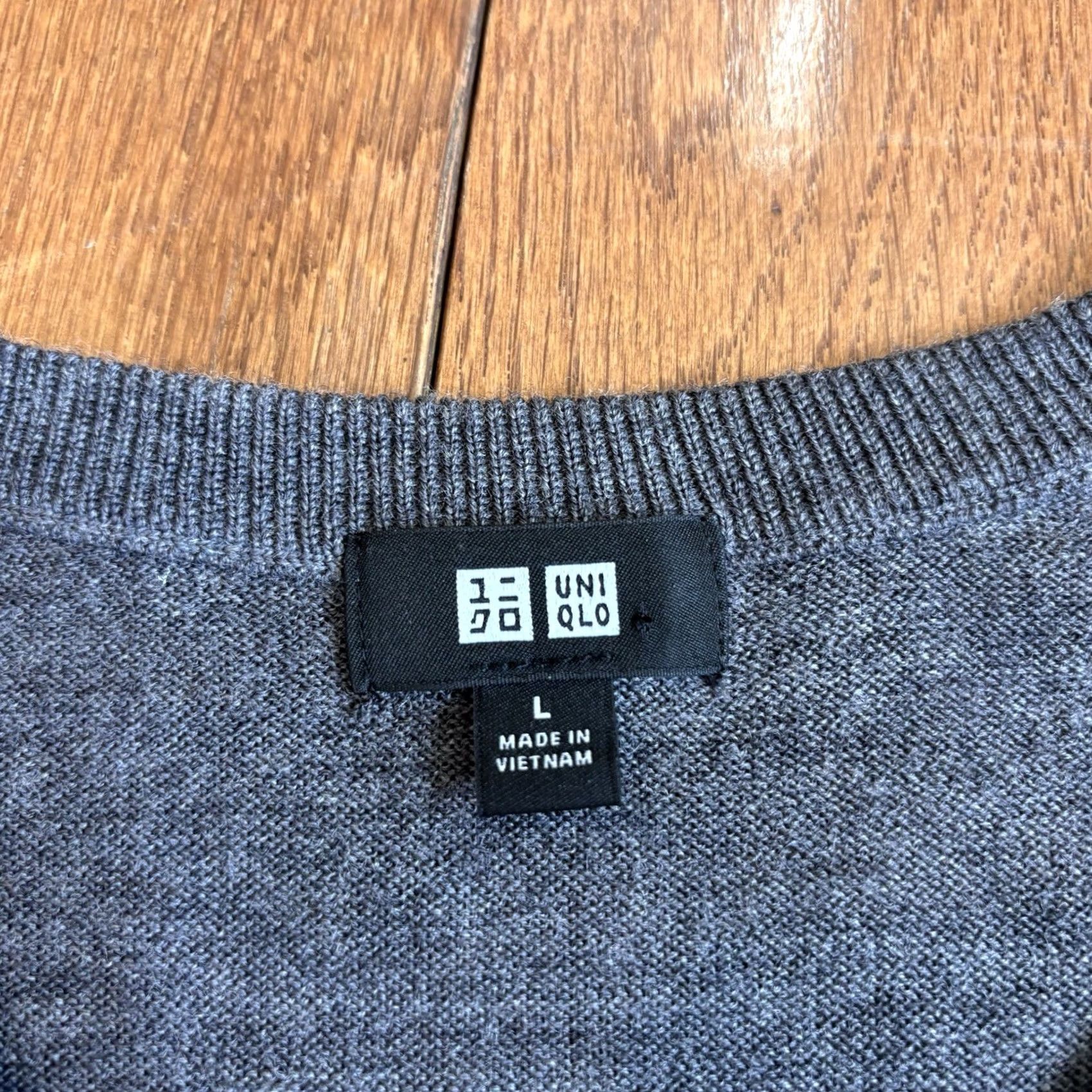 Uniqlo Mens Uniqlo Wool Crewneck Sweater Gray L Shirt? Size US L / EU 52-54 / 3 - 3 Thumbnail