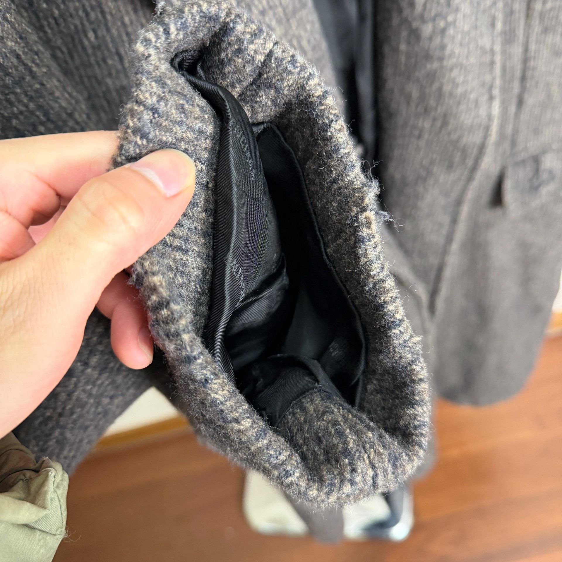 Balenciaga Balenciaga SS21 Destroyed Oversized Houndstooth Wool Coat Size US M / EU 48-50 / 2 - 4 Thumbnail