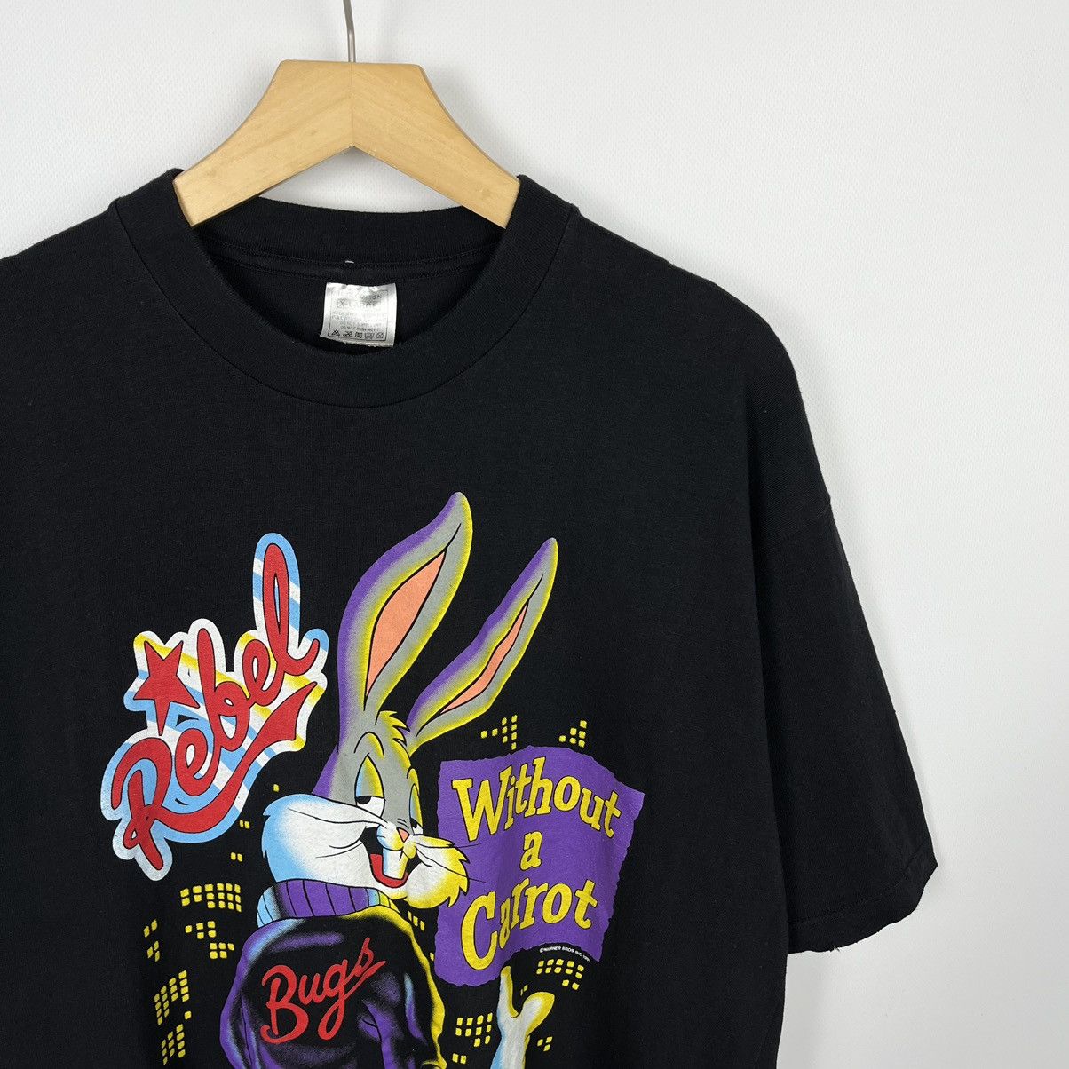 Warner Bros Vintage Warner Bros Bugs Bunny T Shirt 1991 Size US XL / EU 56 / 4 - 2 Thumbnail