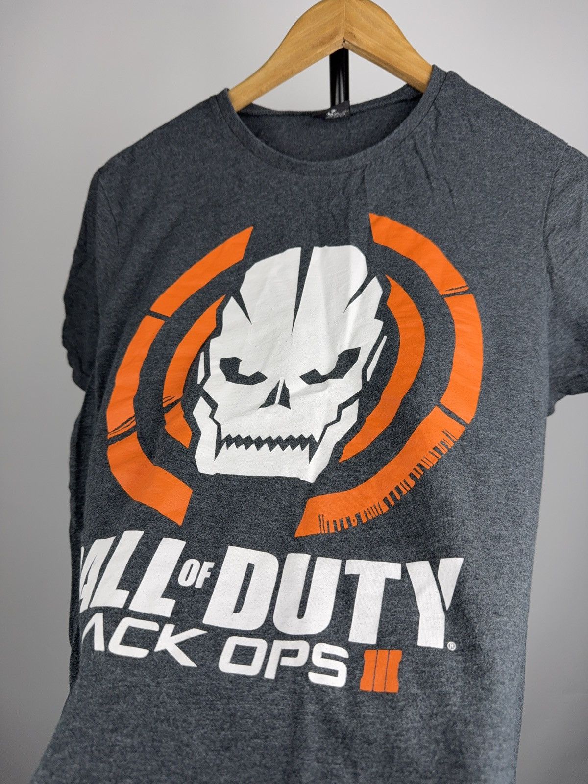 Vintage 2016 Call of Duty Black Ops III Game Skull Logo T-Shirt Size US S / EU 44-46 / 1 - 6 Thumbnail