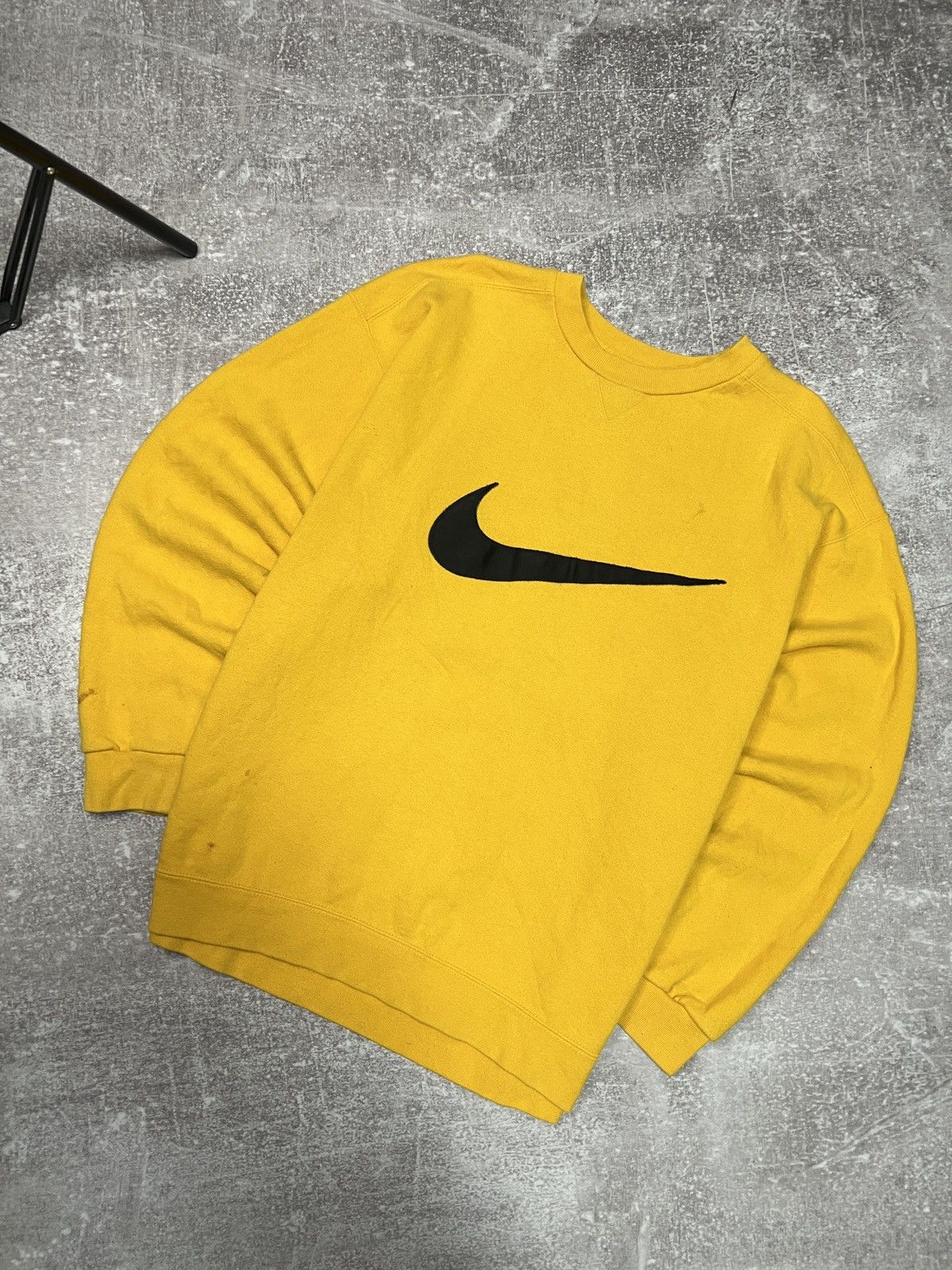 Nike Vintage Nike Sweatshirt Big Logo Y2K L Size US L / EU 52-54 / 3 - 1 Thumbnail