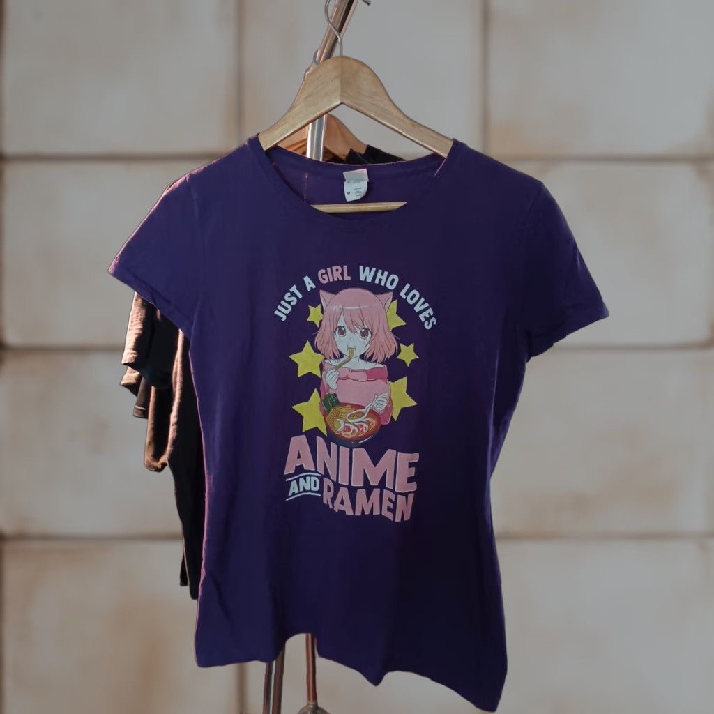 Fruit Of The Loom Just A Girl Who Loves Anime And Ramen T-shirt M Ladies Purple Anime Womens Size M / US 6-8 / IT 42-44 - 1 Thumbnail
