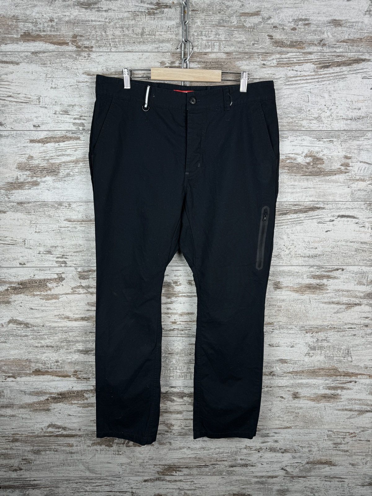 Nike Mens Nike tech fleece pants chinos black size XL Size US 36 / EU 52 - 1 Thumbnail