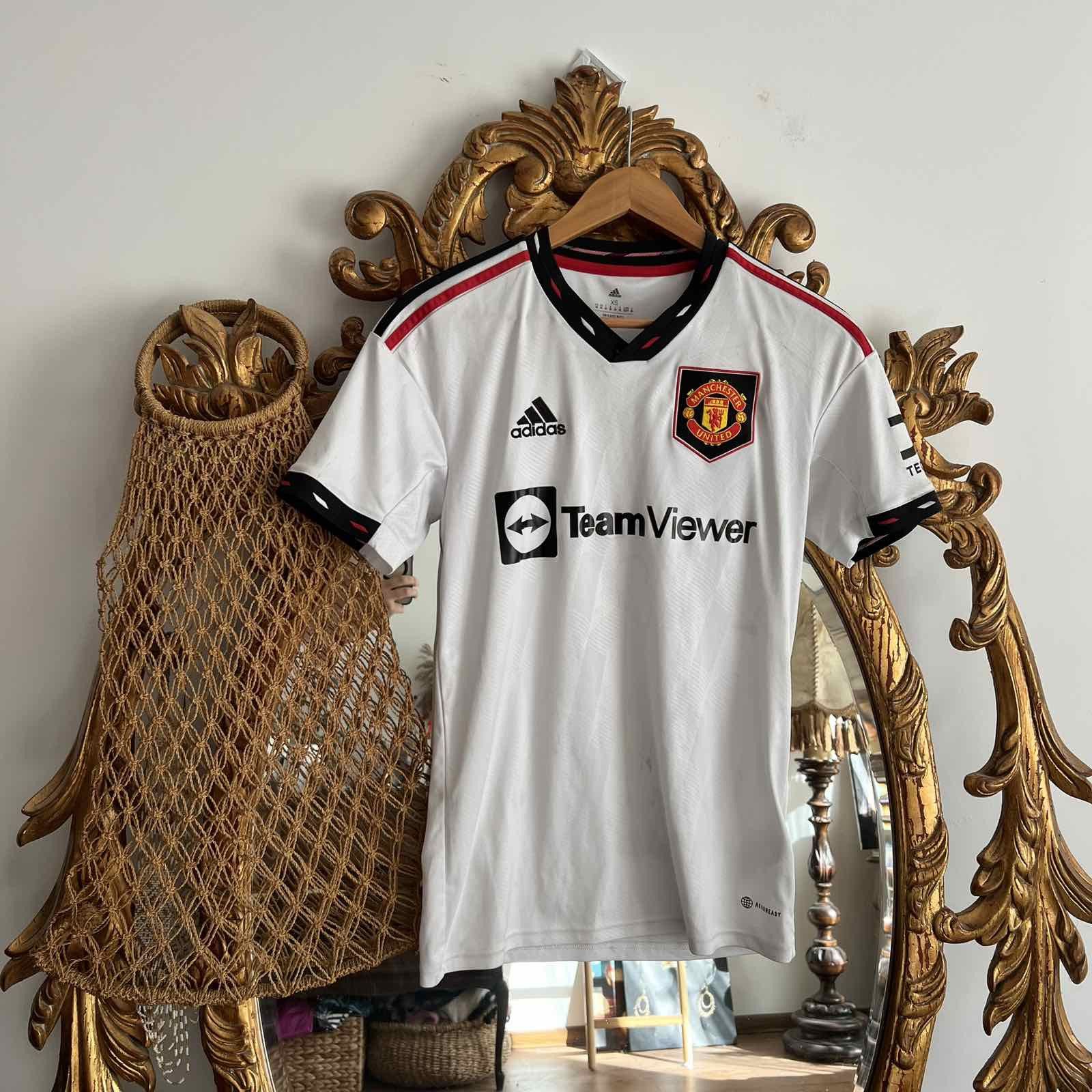 Adidas Adidas Manchester United Jersey 2022 Matteo #11 Away Sz XS Size US XS / EU 42 / 0 - 1 Thumbnail