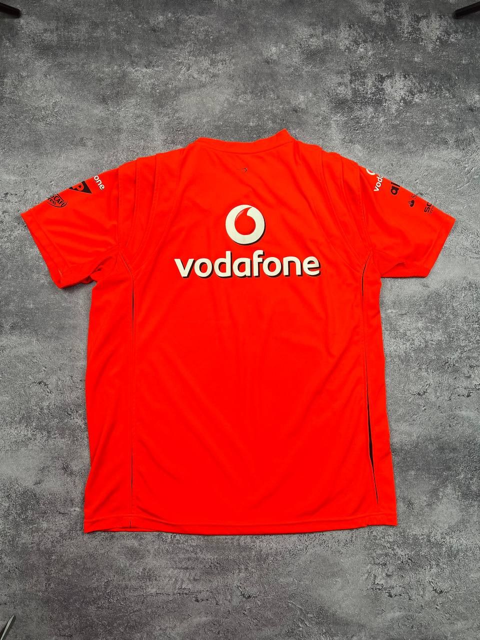 Formula 1 Mercedes Benz Vodafone Hugo Boss F1 T-Shirt Size US XL / EU 56 / 4 - 12 Thumbnail