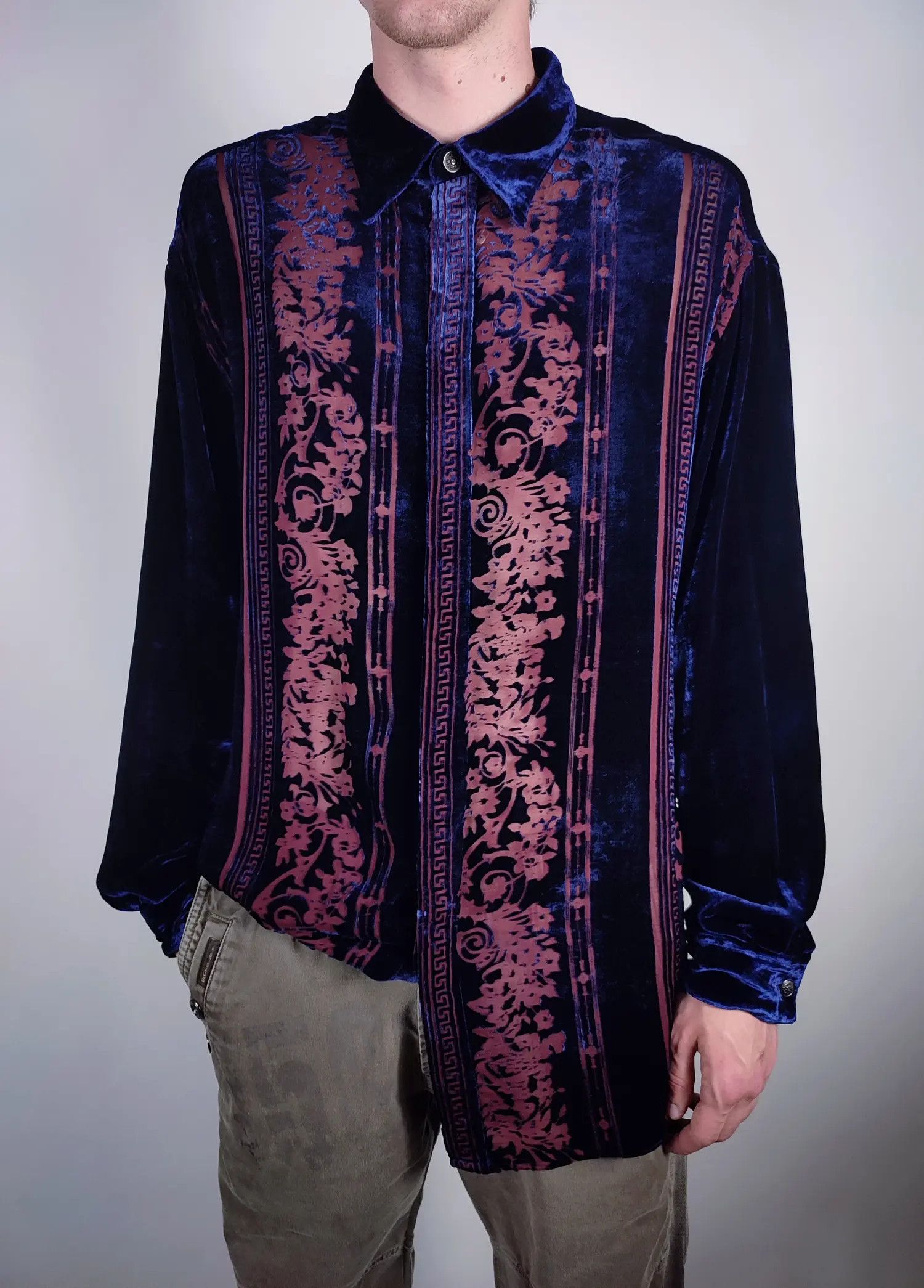 Versace Rare Versace V2 Classic Silk Mesh Velour Vintage Shirt Size US XL / EU 56 / 4 - 18 Thumbnail