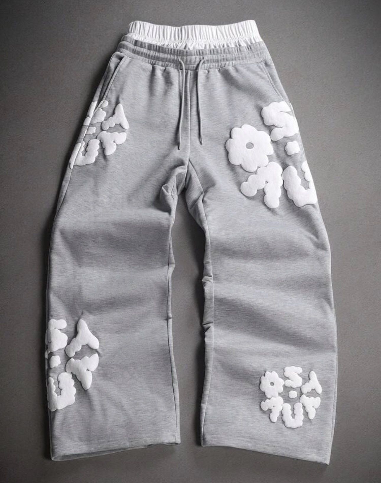 Japanese Brand Letter Print Sweatpants Size US 29 - 1 Thumbnail