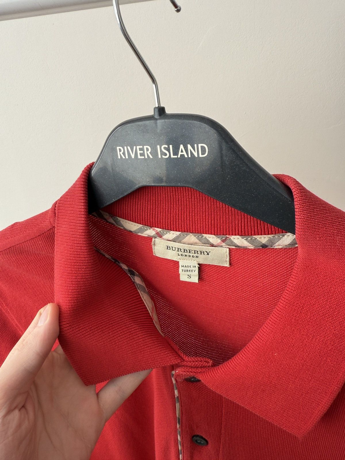 Burberry Vintage Burberry London Mens Red Polo Shirt Short Sleeve Size US S / EU 44-46 / 1 - 7 Thumbnail