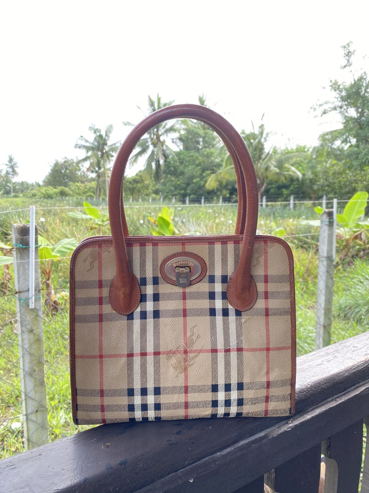 ♡ burberrys vintage bag ♡ Burberry Haymarket Check Canvas Shoulder Bag VINTAGE Burberrys