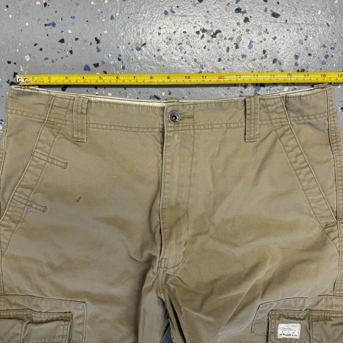 Levi's Y2K 2000s Levis Cargo Pants Mens Baggy Wide Leg Mens 36x28 Size US 36 / EU 52 - 5 Thumbnail