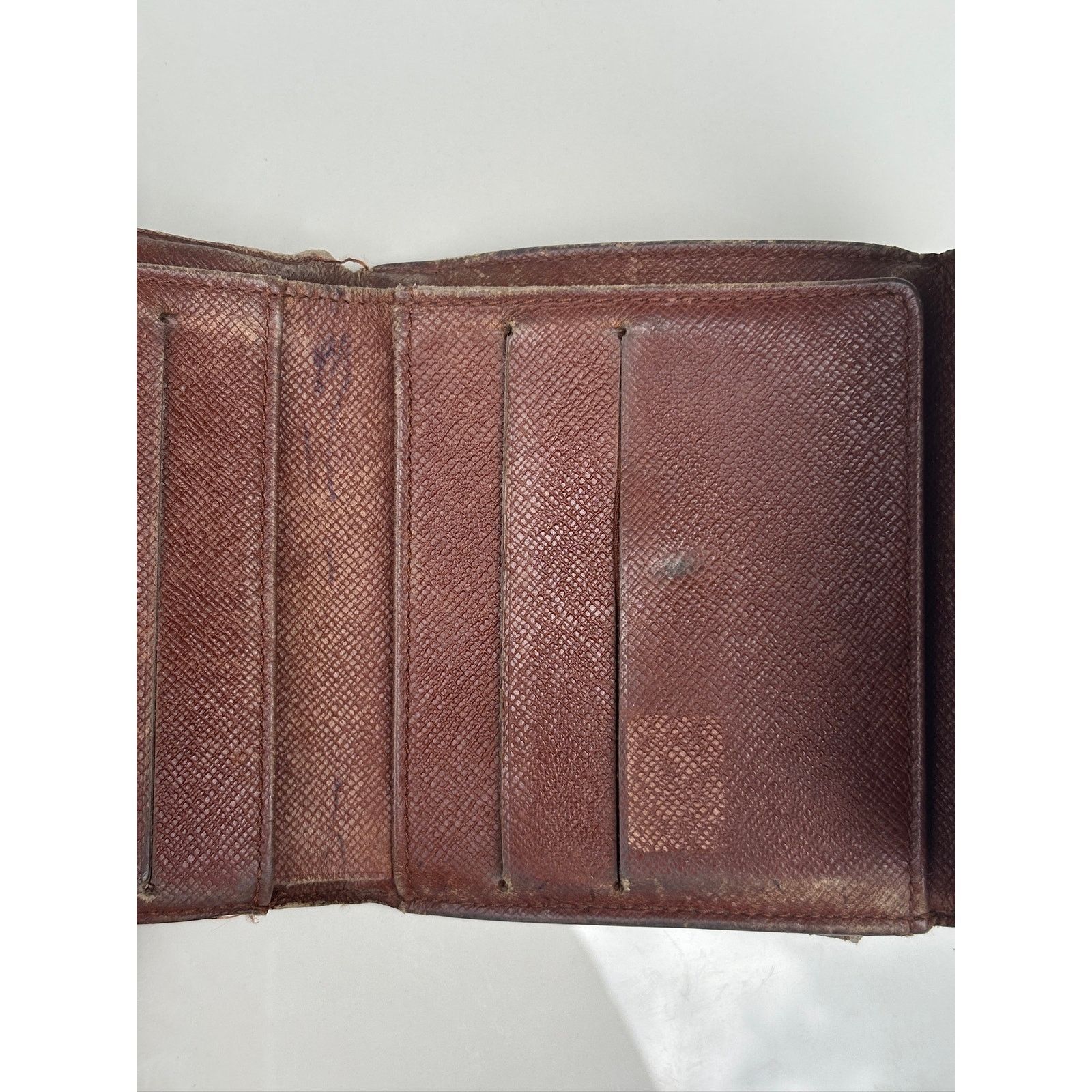 Louis Vuitton Louis Vuitton Vintage 2004 Elise Square Wallet (Read Des.) Size ONE SIZE - 8 Thumbnail