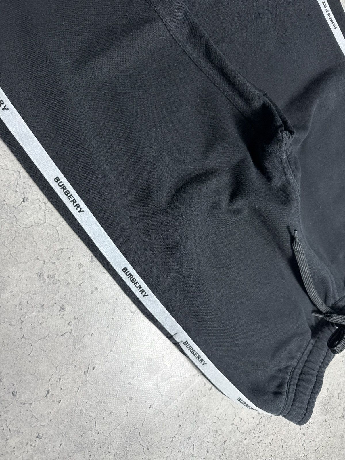 Burberry Burberry London England Track Pants Joggers Black Size S Size US 30 / EU 46 - 3 Thumbnail