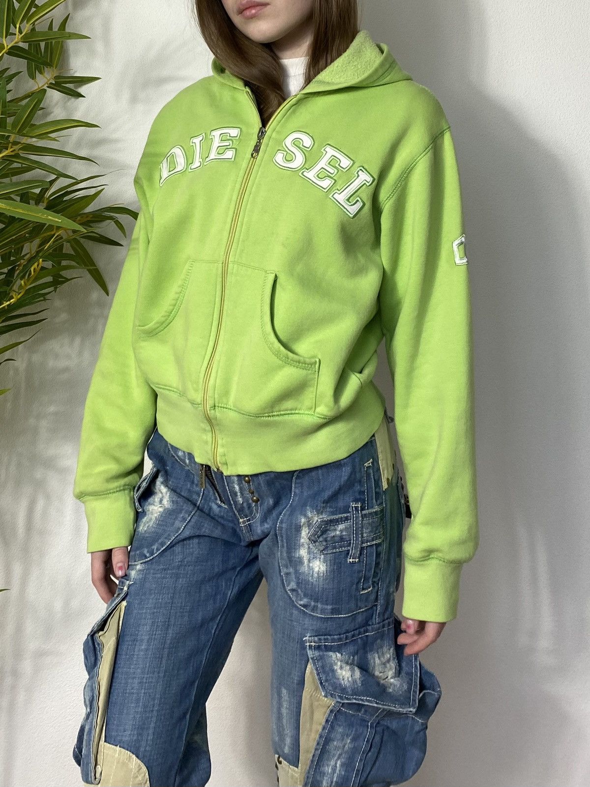 Diesel VINTAGE DIESEL GREEN ZIP HOODIE Size S / US 4 / IT 40 - 2 Thumbnail