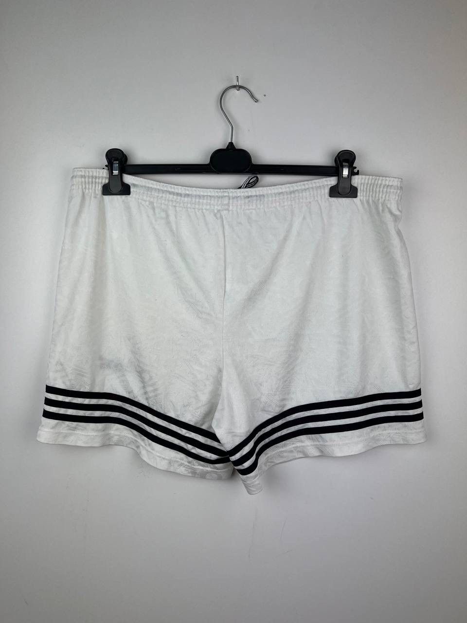 Vintage Adidas 90s football vintage shorts size L/33 Size US 33 - 2 Thumbnail