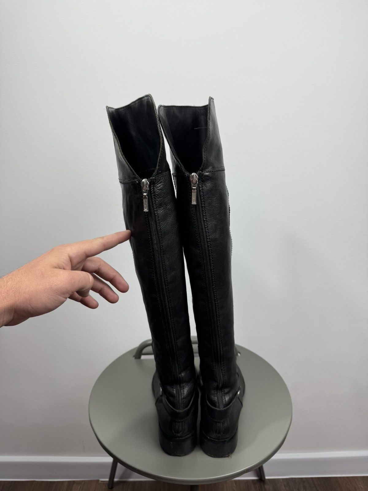 Other Vintage Black Leather High Riding Boots Tall Zip Women’s 40 Size US 9 / IT 39 - 5 Thumbnail