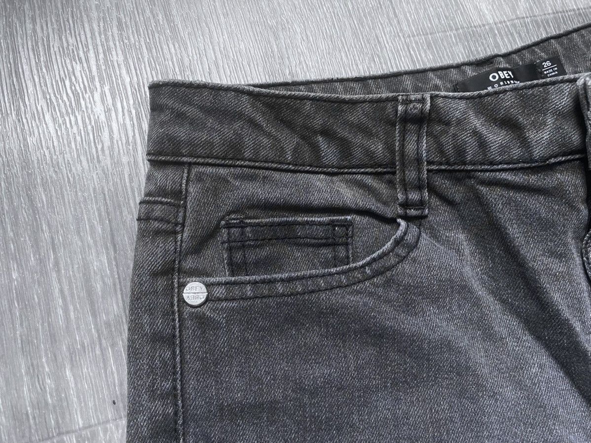 Obey Women’s Obey Worldwide Torn Distress Gray Cotton Jeans Denim Size 26" / US 2 / IT 38 - 5 Thumbnail
