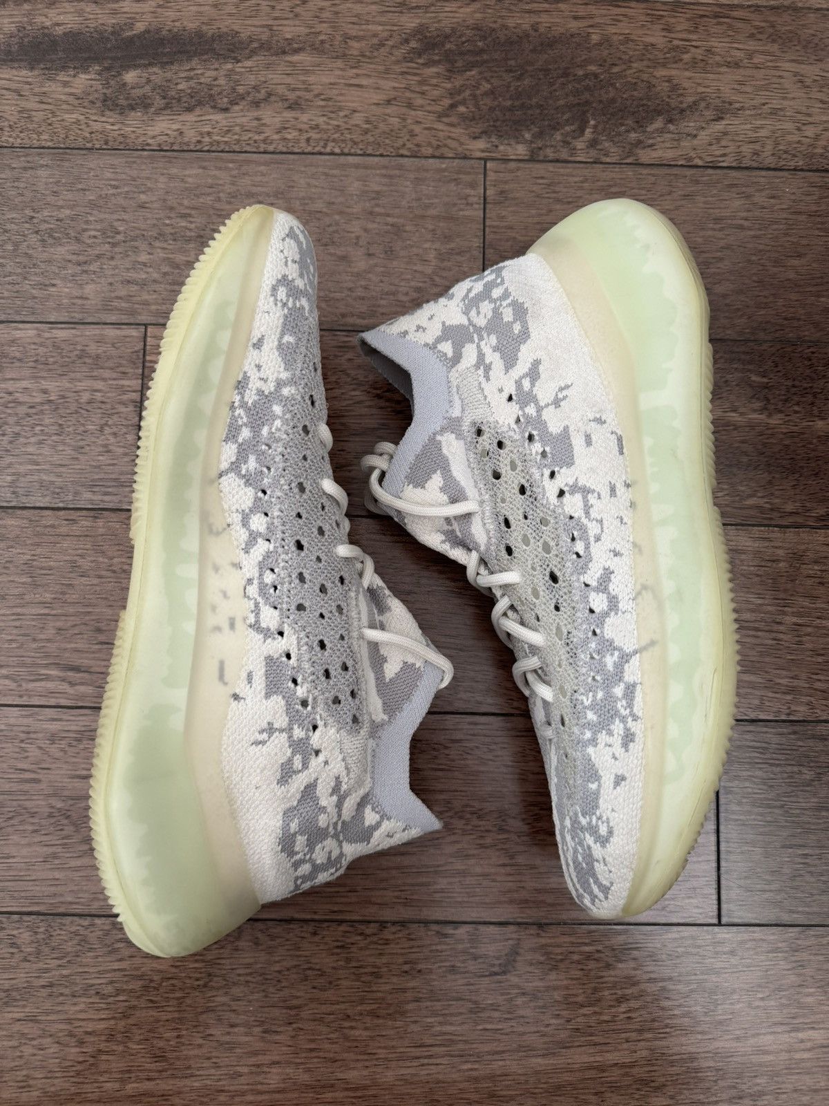 Adidas × Yeezy YEEZY 380 ALIEN Size US 9.5 / EU 42-43 - 3 Thumbnail