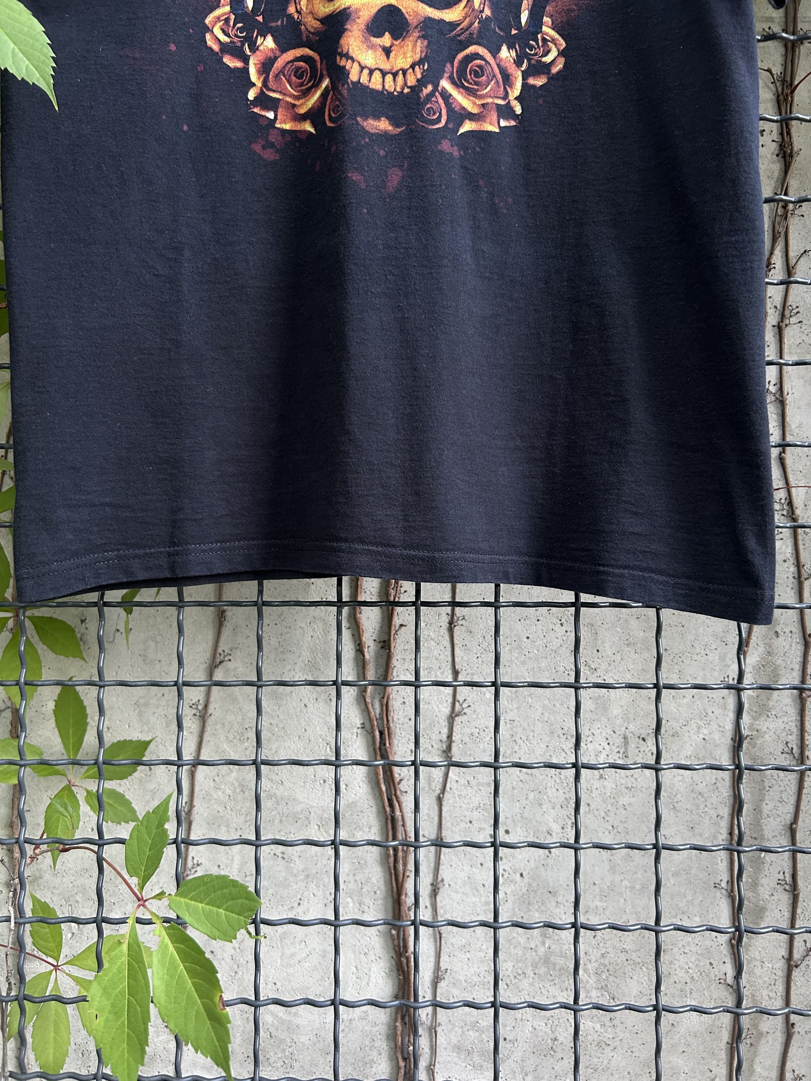 Band Tees Vintage 2000s Bullet For My Valentine Rock Band Tour T-shirt Size US M / EU 48-50 / 2 - 8 Thumbnail