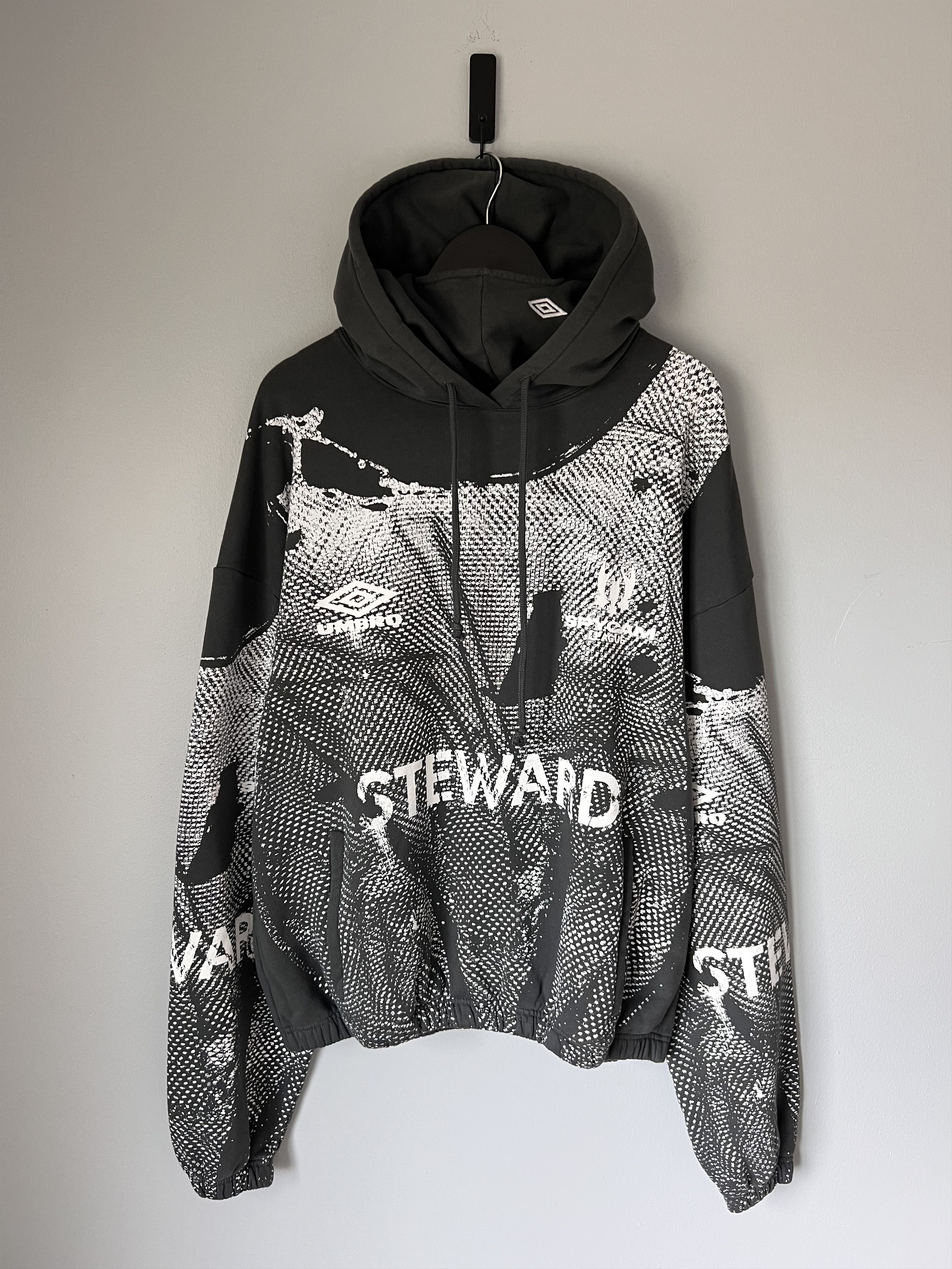 Slam Jam × Umbro Umbro Penalty Culture Steward Vest Masked Hoodie in Black Size US L / EU 52-54 / 3 - 1 Thumbnail