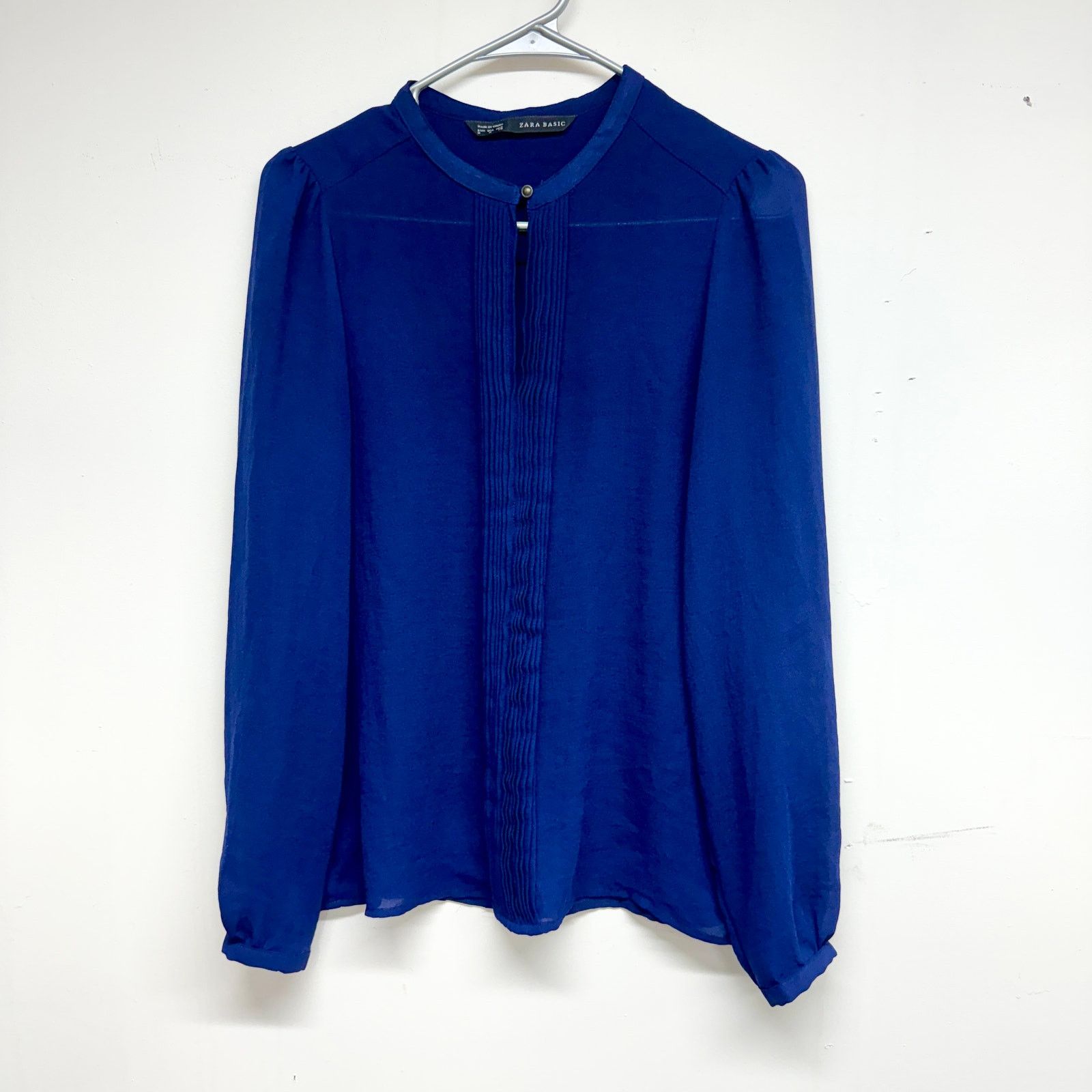 Zara Zara Basic Navy Long Sleeve Button Neckline Blouse Top MD Size M / US 6-8 / IT 42-44 - 1 Thumbnail