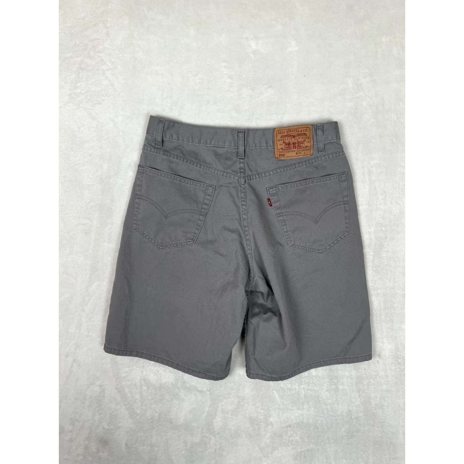 Levi's VINTAGE Levi's Shorts Denim 90s Beige 36 Regular Men Cotton 9in Inseam Size 36 Baggy Casual Reading READ Size US 36 / EU 52 - 6 Thumbnail