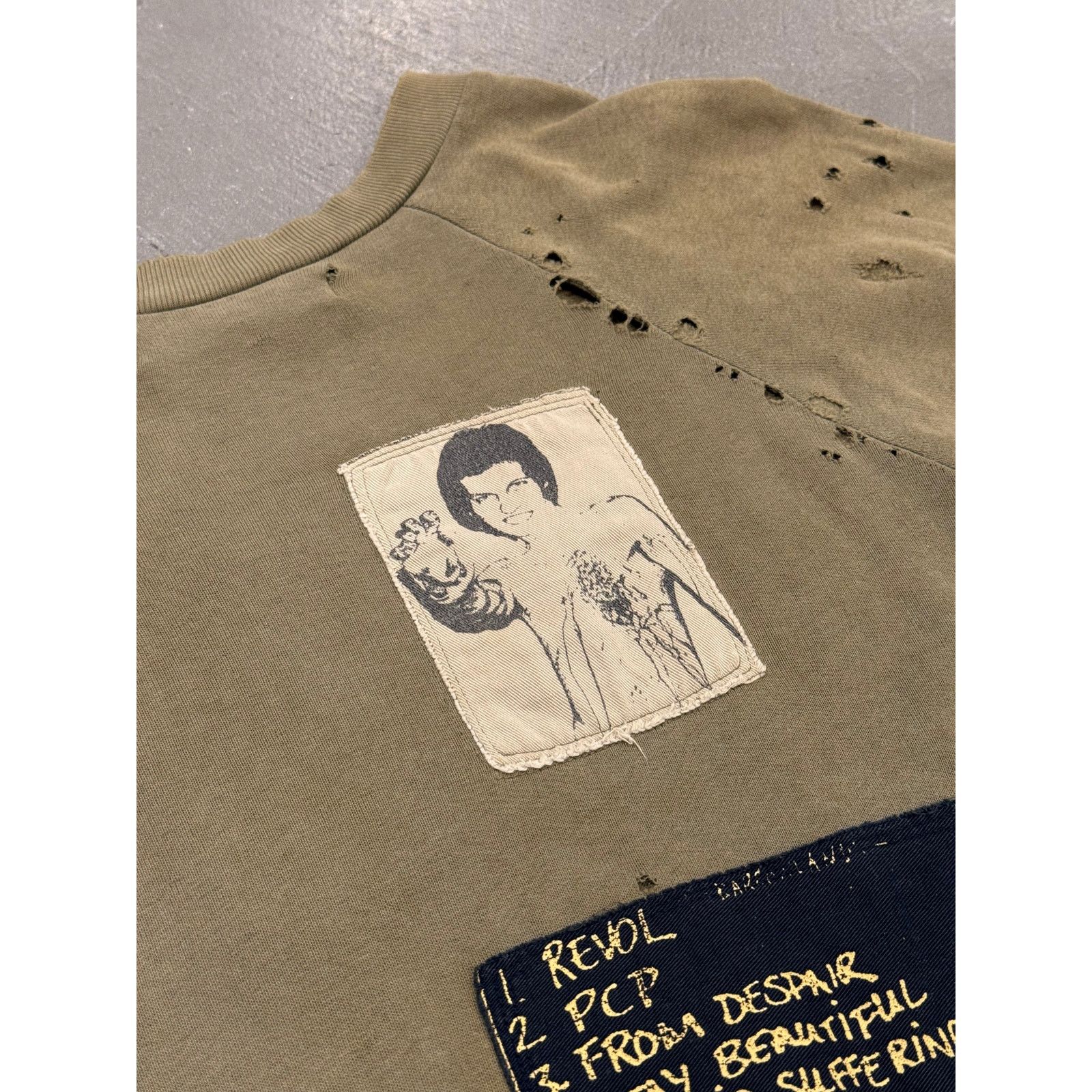 Raf Simons A/W2001 Raf Simons "Riot Riot Riot" destroyed crewneck Size US M / EU 48-50 / 2 - 9 Thumbnail