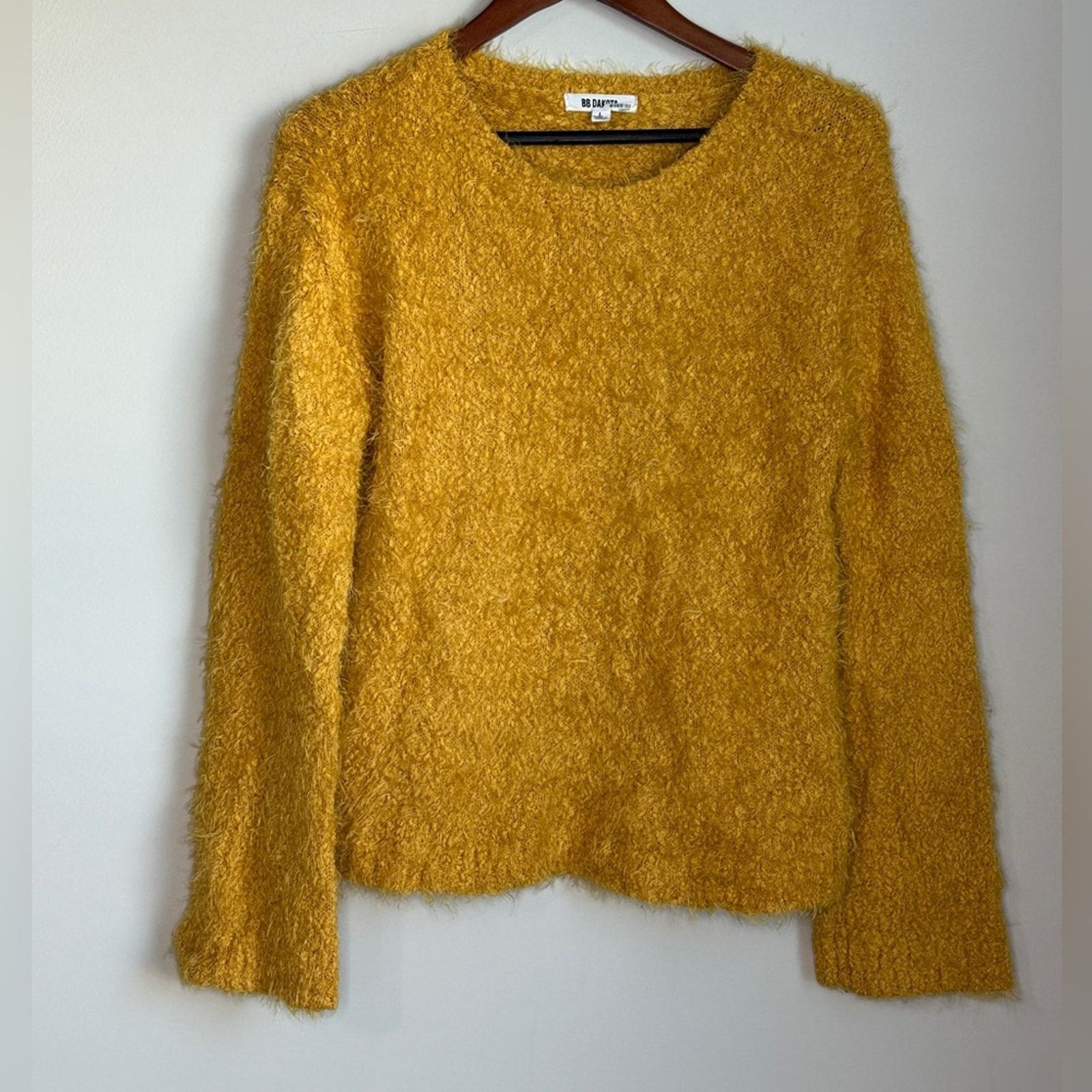 BB Dakota BB Dakota Debra Fuzzy Yellow Pullover Sweater Size Large Size L / US 10 / IT 46 - 2 Thumbnail