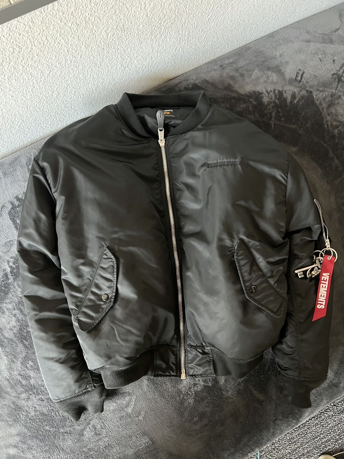Rare × Vetements Vetements Angel Bomber Winter19 Outerwear | Grailed