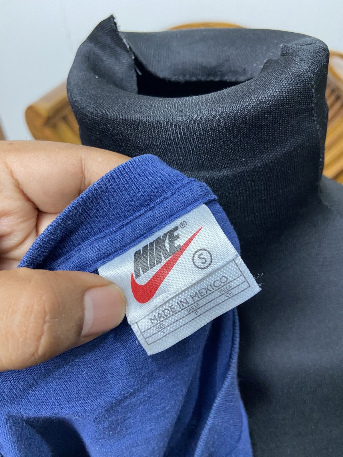 Other ❤️‍🔥SEND OFFER ❤️‍🔥 VINTAGE NIKE SOCCERS Size US S / EU 44-46 / 1 - 5 Thumbnail