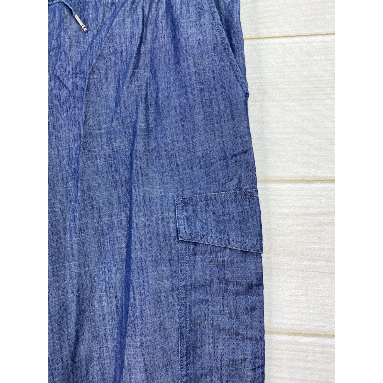 Tommy Hilfiger Tommy Hilfiger Womens Cargo Pants M Dark Wash Chambray Denim Jogger Drawstring Size 32" / US 10 / IT 46 - 2 Thumbnail