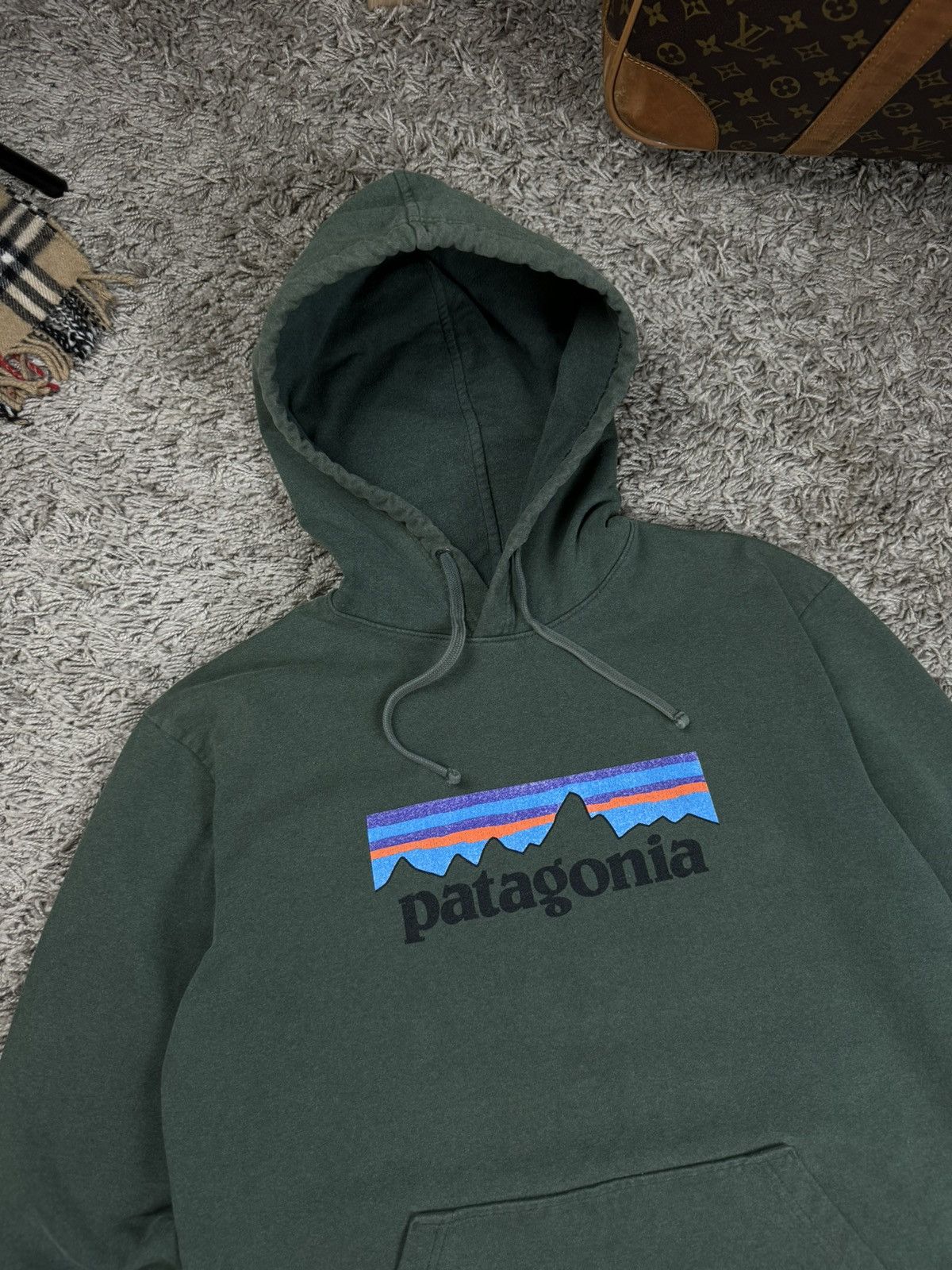Patagonia Vintage Patagonia hoodie original casual outdoors item Size US M / EU 48-50 / 2 - 2 Thumbnail
