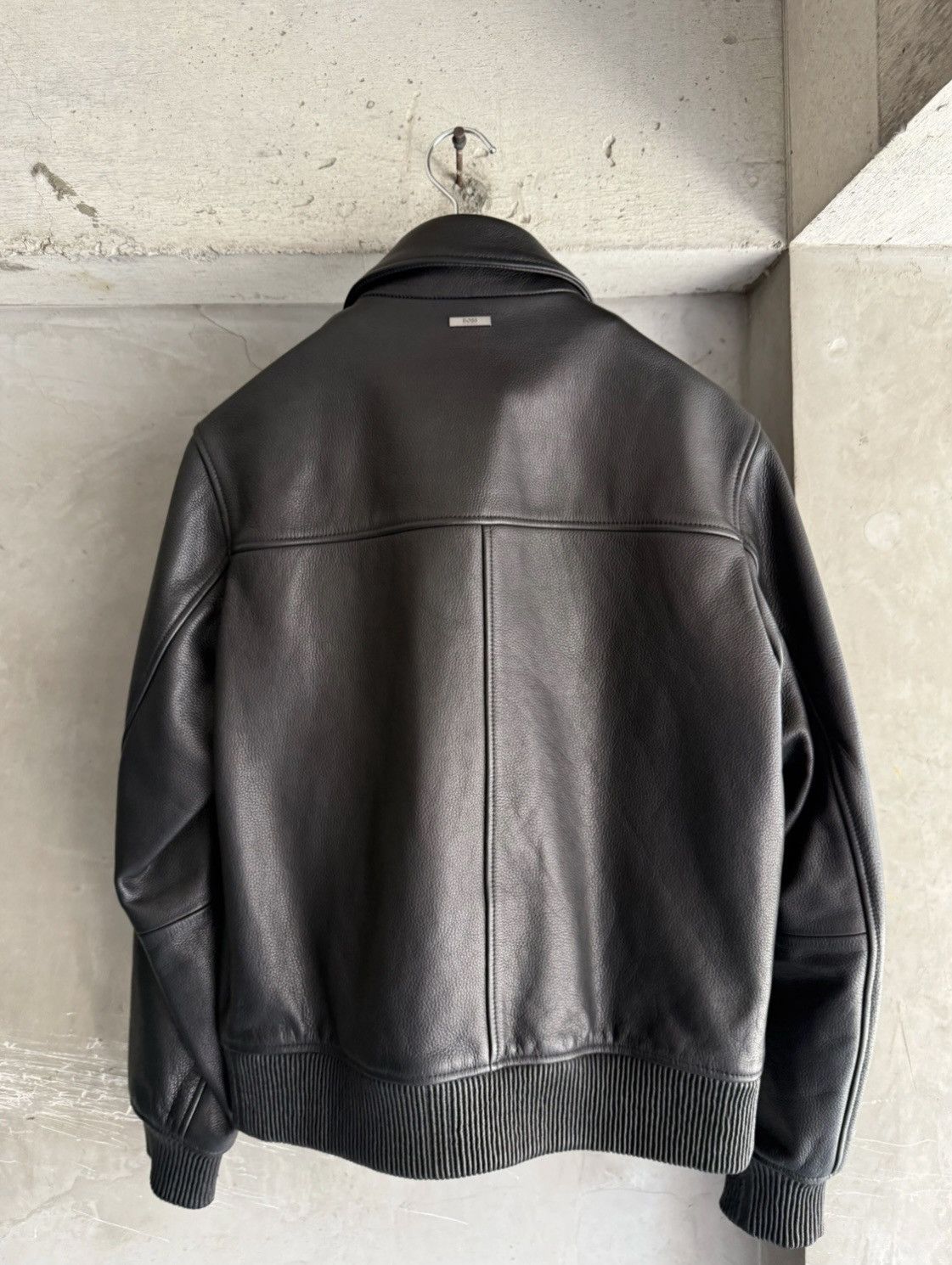 Hugo Boss HUGO BOSS Black Cow Leather Shearling Collar Jacket Size US S / EU 44-46 / 1 - 6 Thumbnail