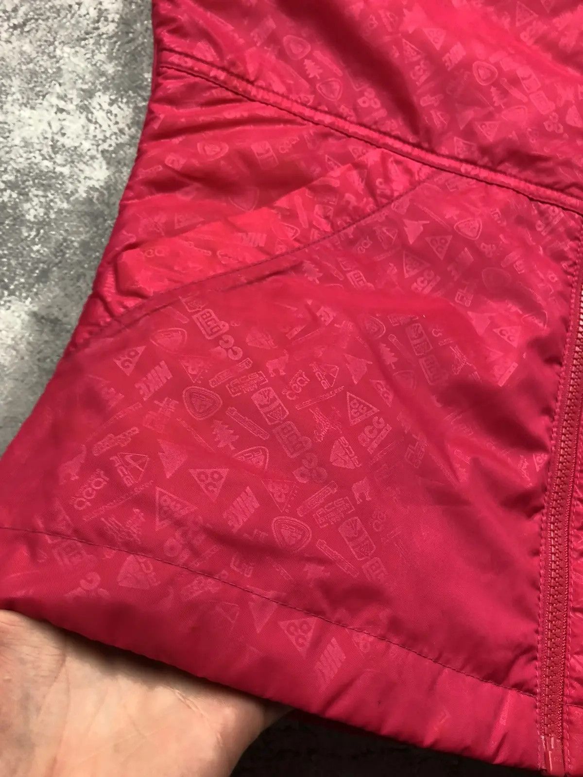 Nike ACG NIKE ACG Monogram Mini Logo Streetwear Sportswear Mini Vest Size M / US 6-8 / IT 42-44 - 8 Thumbnail