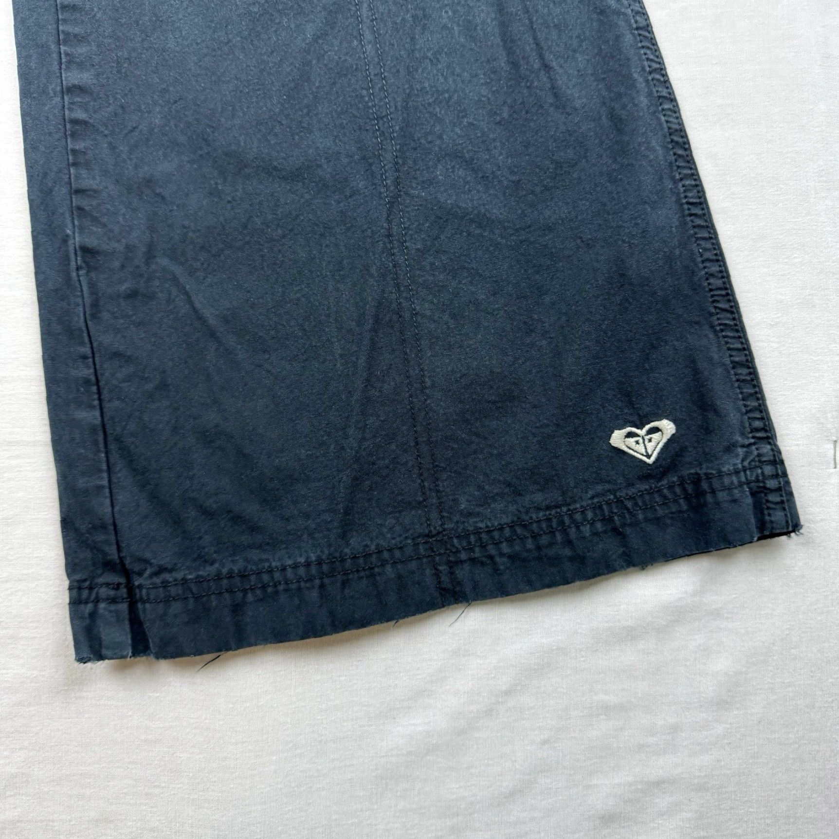 Vintage VINTAGE ROXY Pants Flare Womens 4 Black Punk Y2K Grunge 90s Chino Mens? Size 27" / US 4 / IT 40 - 2 Thumbnail