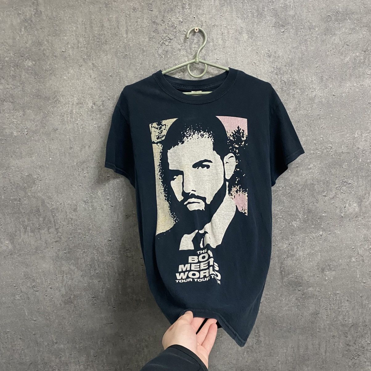 Vintage Vintage Drake T Shirt Tee The Boy Meets World Tour Big Logo Size US S / EU 44-46 / 1 - 3 Thumbnail