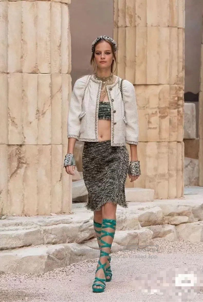 Chanel Chanel Greek white gold-bordered tweed jacket Size XS / US 0-2 / IT 36-38 - 4 Thumbnail