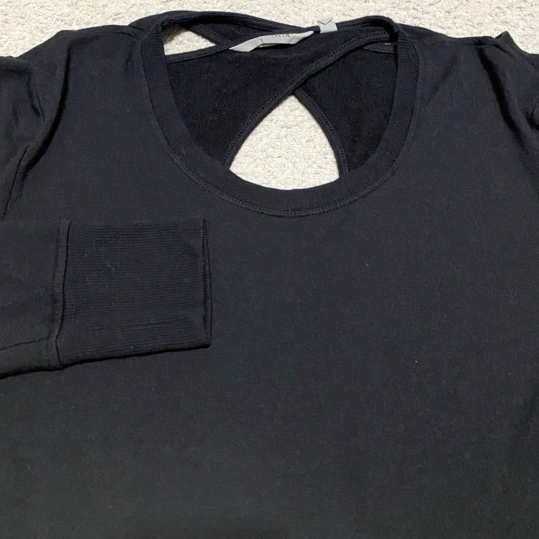 Athleta Athleta Sweatshirt Women M Black Solid Crew Neck Pullover Lightweight, Stretch, Breathable Activewear Yoga 1736 Size M / US 6-8 / IT 42-44 - 5 Thumbnail