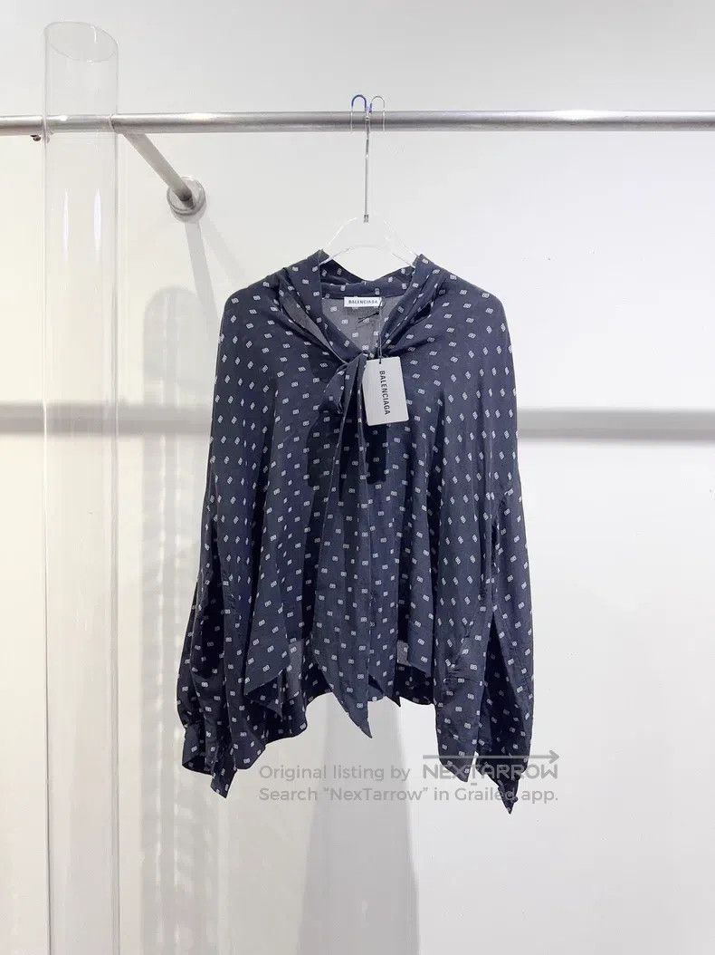 Balenciaga Balenciaga Double B logo shirt Size L / US 10 / IT 46 - 1 Thumbnail