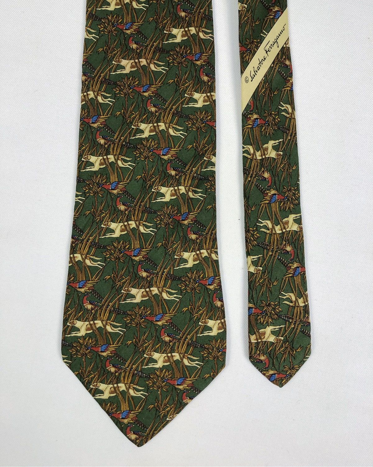 Salvatore Ferragamo Rare Vintage Salvatore Ferragamo Dog / Birds Motive Silk Tie Size ONE SIZE - 3 Thumbnail