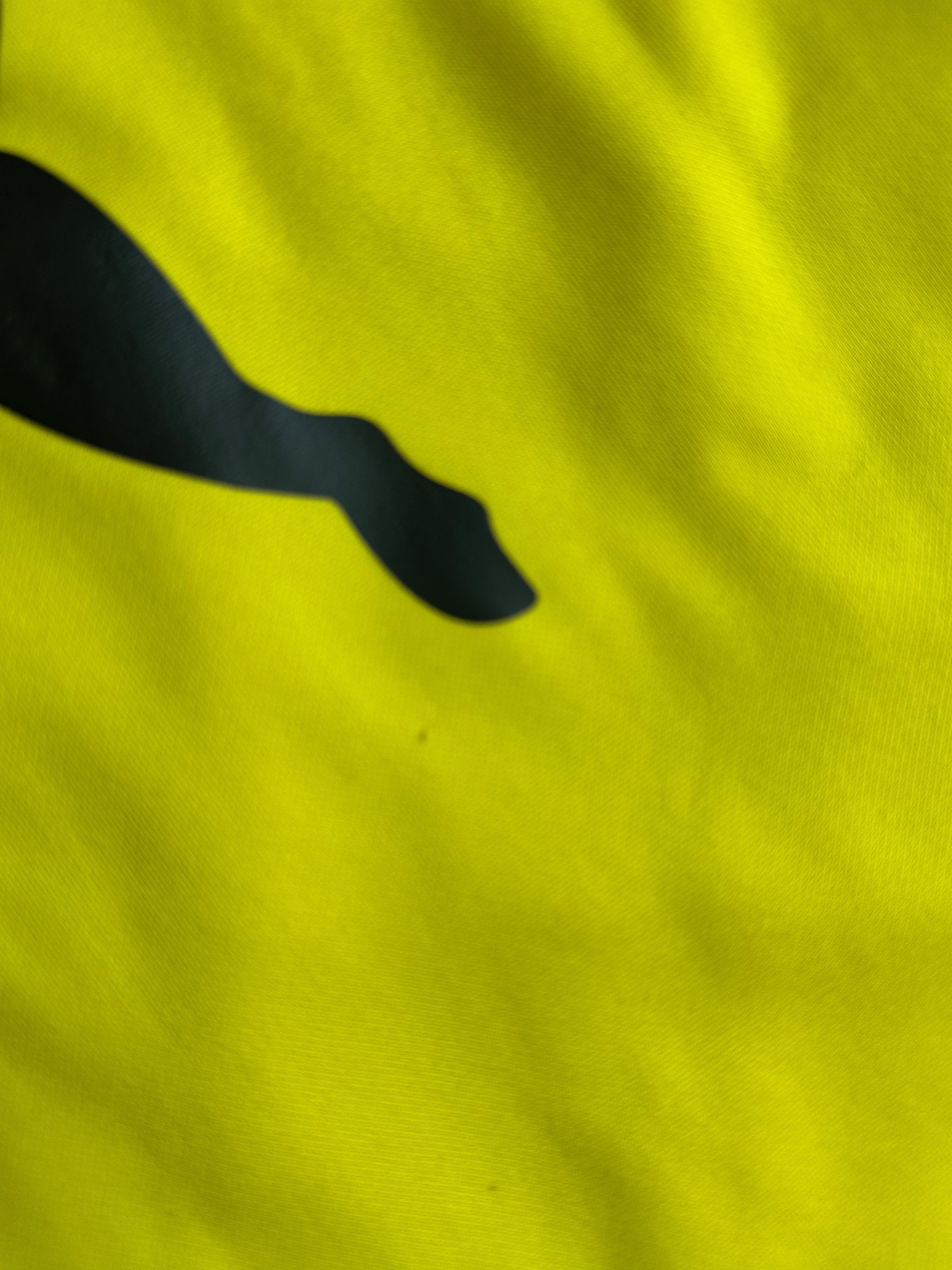 Puma 2016 2017 Puma Borussia Dortmund Home Football Soccer Size US S / EU 44-46 / 1 - 7 Thumbnail