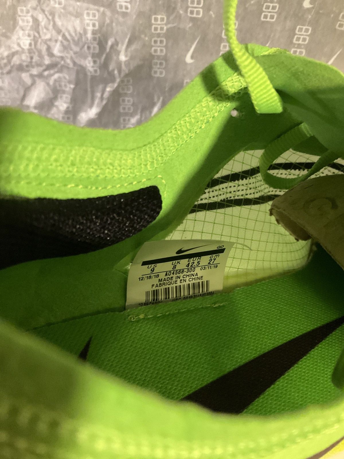 Nike Nike ZoomX Vaporfly Next% Electric Green Size US 9 / EU 42 - 7 Thumbnail