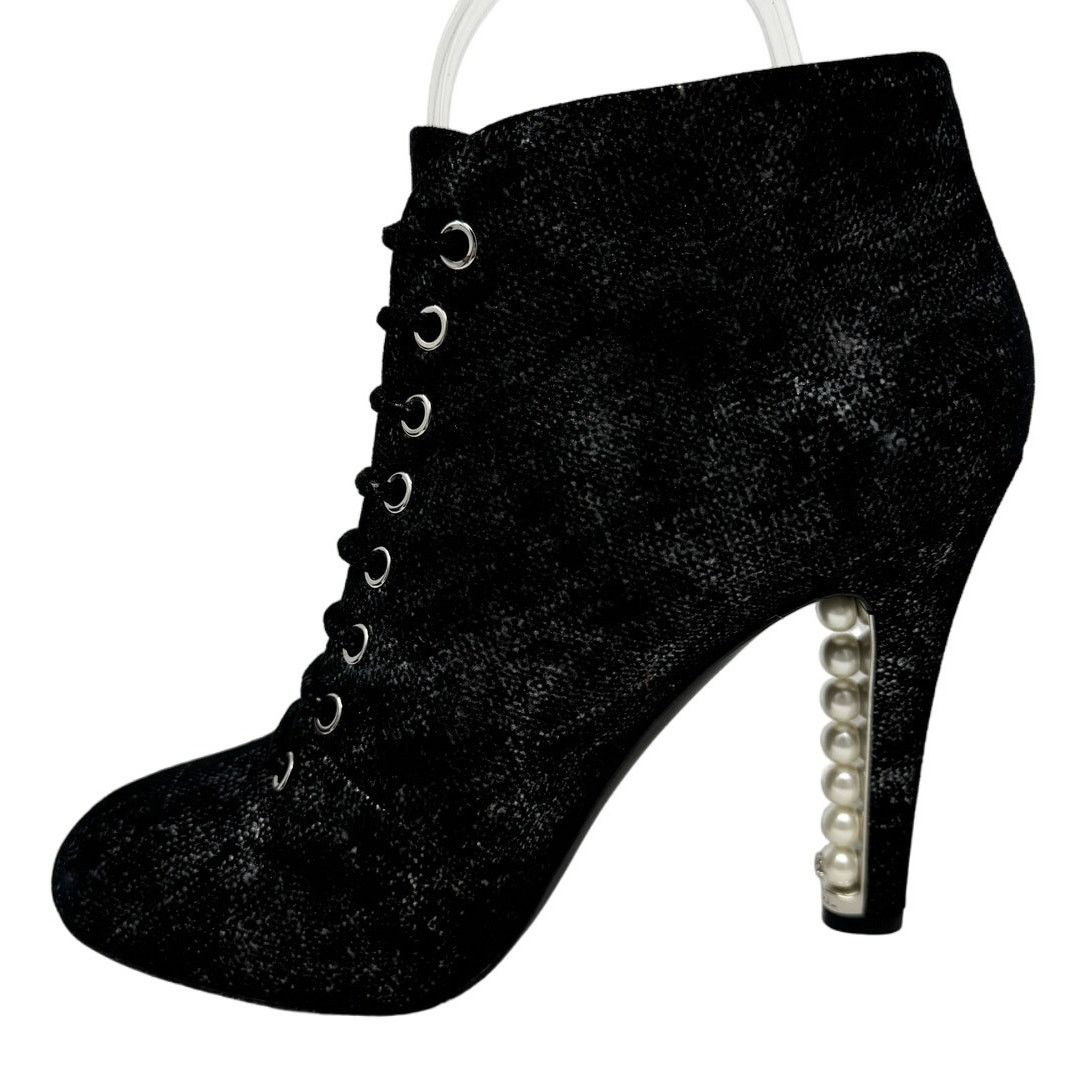 Chanel Chanel Pearl Heel CC logo Victorian Ankle Boots size 38 Size US 8 / IT 38 - 11 Thumbnail