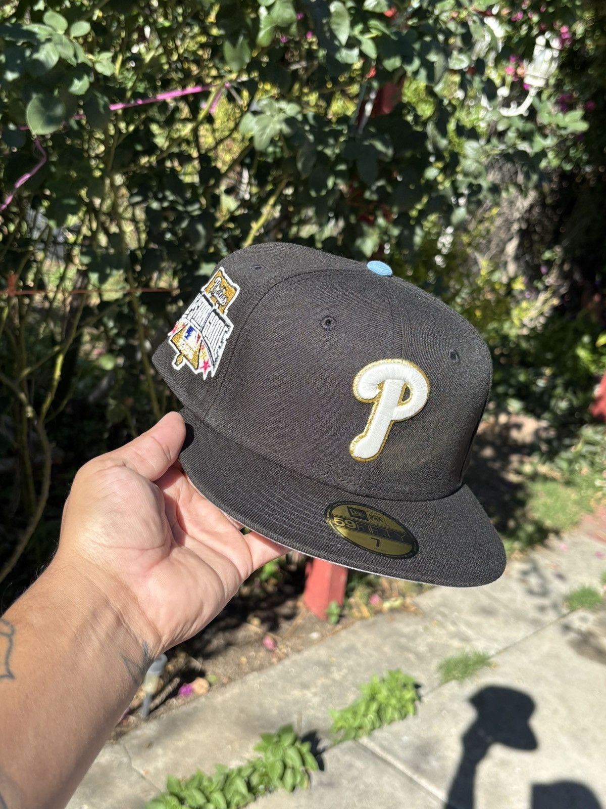 New Era Philadelphia phillies fitted hat sz 7 Size ONE SIZE - 2 Thumbnail