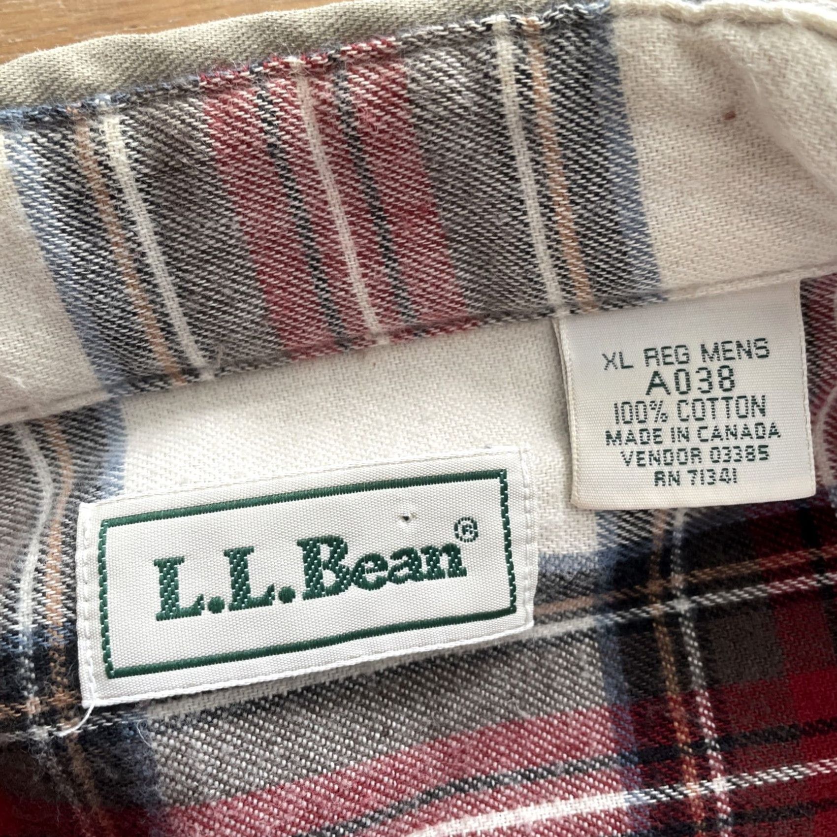 Vintage VINTAGE L.L. Bean Flannel Lined Coat Men XL Reg Twill Chore Field Barn Jacket Size US XL / EU 56 / 4 - 4 Thumbnail